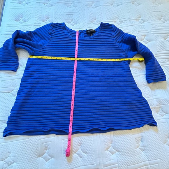 Lane Bryant cobalt blue soft ribbed sweater back button closure Size 22/24 - Picture 8 of 8